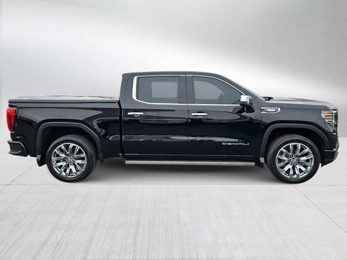 Used 2025 GMC Sierra 1500 Denali w/ Denali Reserve Package image 9