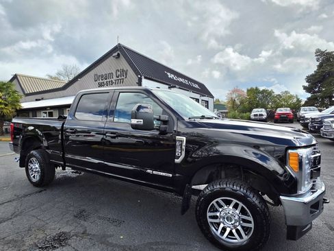 Used 2018 Ford F350 Lariat w/ Lariat Ultimate Package image 3