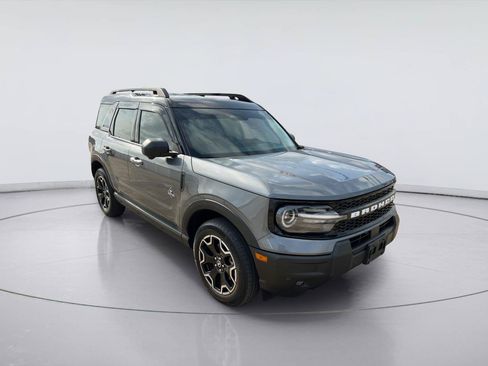 Used 2025 Ford Bronco Sport Outer Banks w/ Outer Banks Tech Package+ AWD/4WD image 1