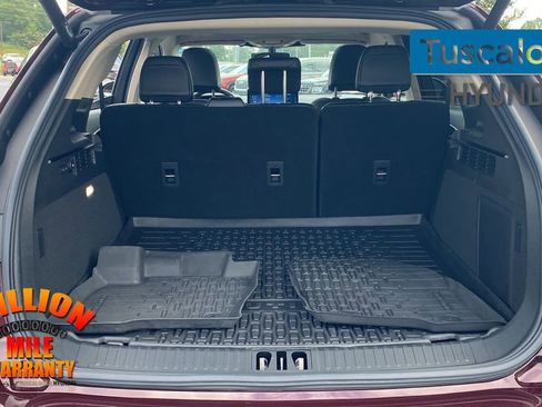 Used 2022 Lincoln Nautilus Reserve w/ Equipment Group 201A image 11