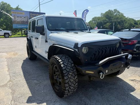 Used 2021 Jeep Wrangler Unlimited Sport AWD/4WD image 8