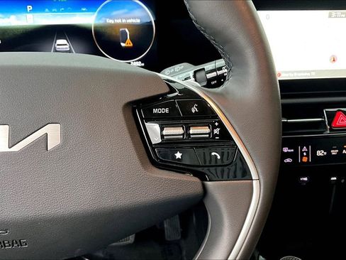 Used 2025 Kia Niro Wind w/ Wind Preserve Package image 25