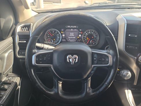 Used 2019 RAM 1500 Laramie AWD/4WD image 16