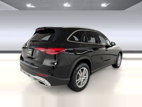 Used 2023 Mercedes-Benz GLC 300 image 9