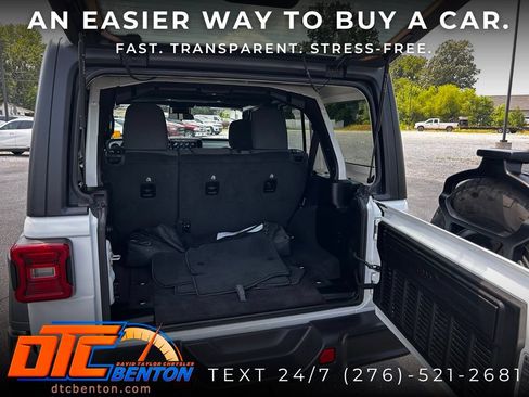 Used 2025 Jeep Wrangler Unlimited Sport AWD/4WD image 32