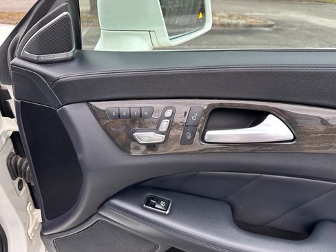 Used 2015 Mercedes-Benz CLS 400 image 27