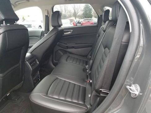 Used 2021 Ford Edge SEL w/ Convenience Package image 15