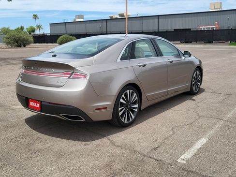 Used 2018 Lincoln MKZ Reserve w/ Climate Package FWD image 9