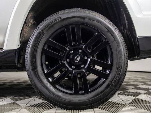 Used 2019 Toyota 4Runner Limited AWD/4WD image 46