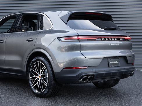New 2026 Porsche Cayenne S image 11