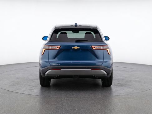 Used 2025 Chevrolet Equinox LT FWD image 7