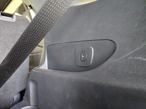 Used 2025 Ford Explorer ST-Line AWD/4WD image 16