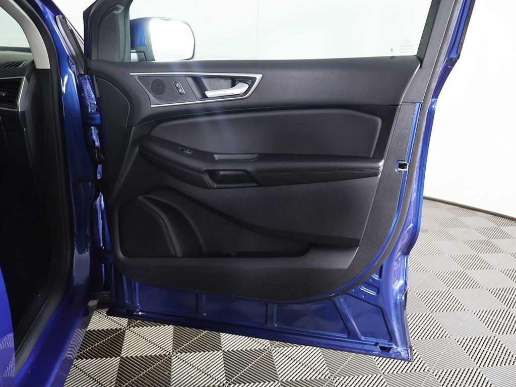 Used 2024 Ford Edge SEL w/ Convenience Package AWD/4WD image 20