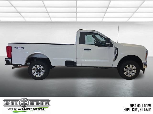 Used 2024 Ford F350 XLT AWD/4WD image 7