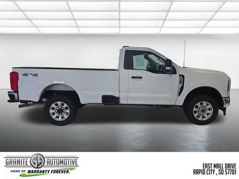 Used 2024 Ford F350 XLT AWD/4WD image 7