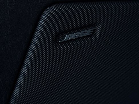 Used 2004 Cadillac XLR image 36