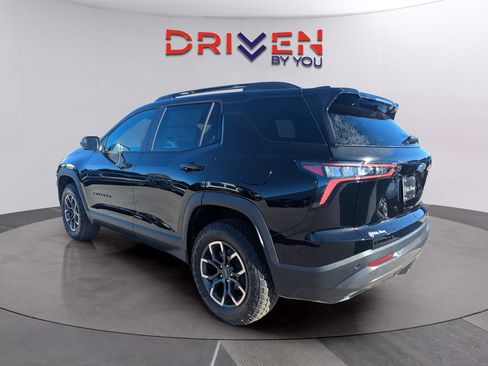 New 2026 Chevrolet Equinox ACTIV w/ Safety and Technology Package image 3