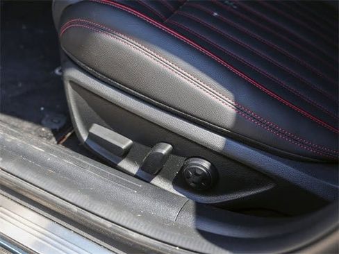 Used 2025 Genesis G70 2.5T w/ Sport Prestige Package image 12