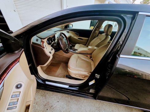 Used 2013 Buick LaCrosse Touring FWD image 11