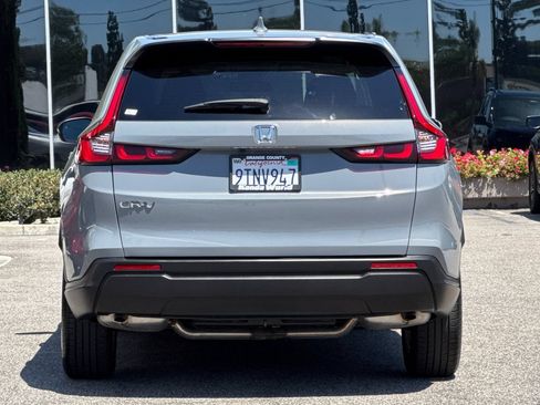 Certified 2025 Honda CR-V EX image 5