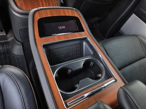 Certified 2025 Lincoln Navigator Black Label AWD/4WD image 20