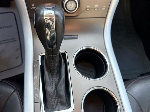 Used 2013 Ford Edge SEL image 26