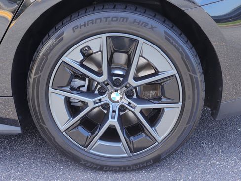Used 2025 BMW i4 eDrive40 w/ Premium Package RWD image 44