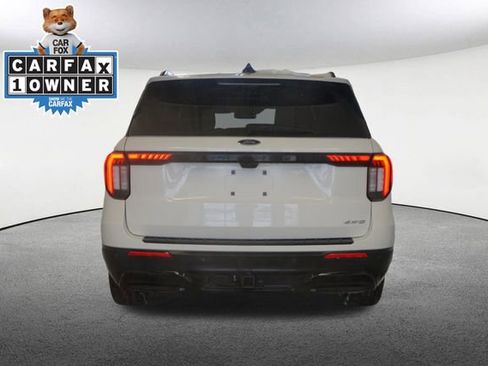 Used 2025 Ford Explorer ST-Line w/ Premium Package image 12
