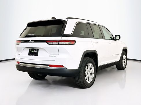Used 2023 Jeep Grand Cherokee Limited image 9