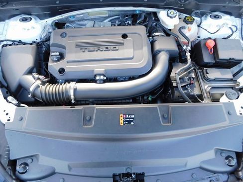 Certified 2025 Buick Envision Sport Touring image 38