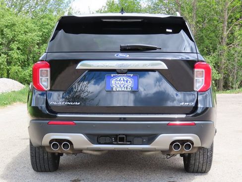 Used 2023 Ford Explorer Platinum w/ Technology Package AWD/4WD image 19
