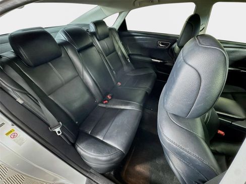 Used 2014 Toyota Avalon XLE Touring FWD image 26