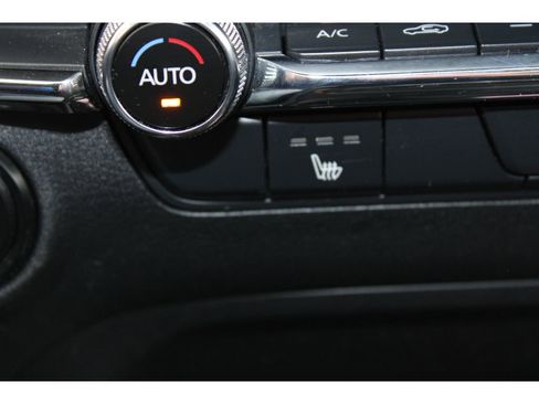 Used 2024 MAZDA MAZDA3 s image 29