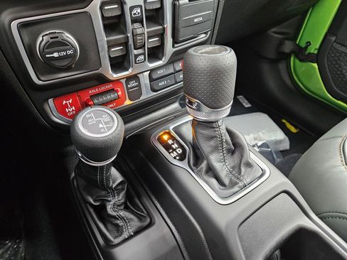 New 2026 Jeep Gladiator Mojave AWD/4WD image 24