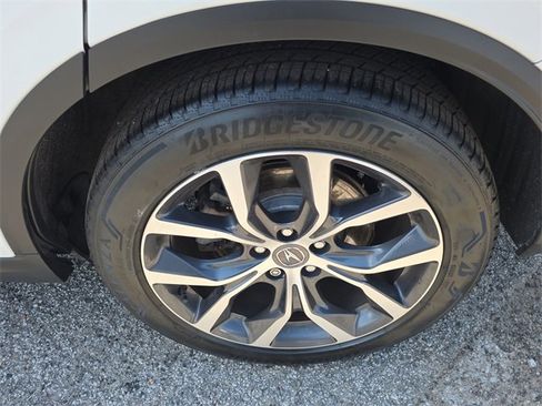 Used 2022 Acura MDX SH-AWD w/ Technology Package image 32