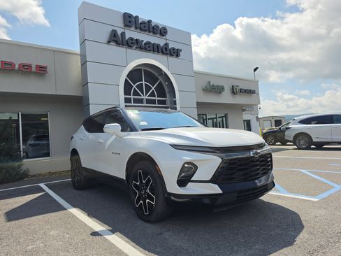 Used 2023 Chevrolet Blazer RS w/ Driver Confidence II Package AWD/4WD image 1