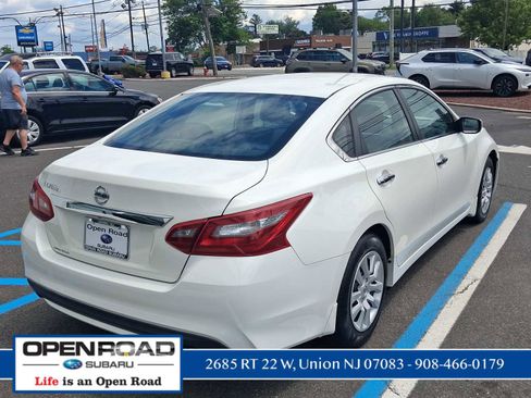 Used 2018 Nissan Altima 2.5 S w/ S Convenience Package FWD image 9