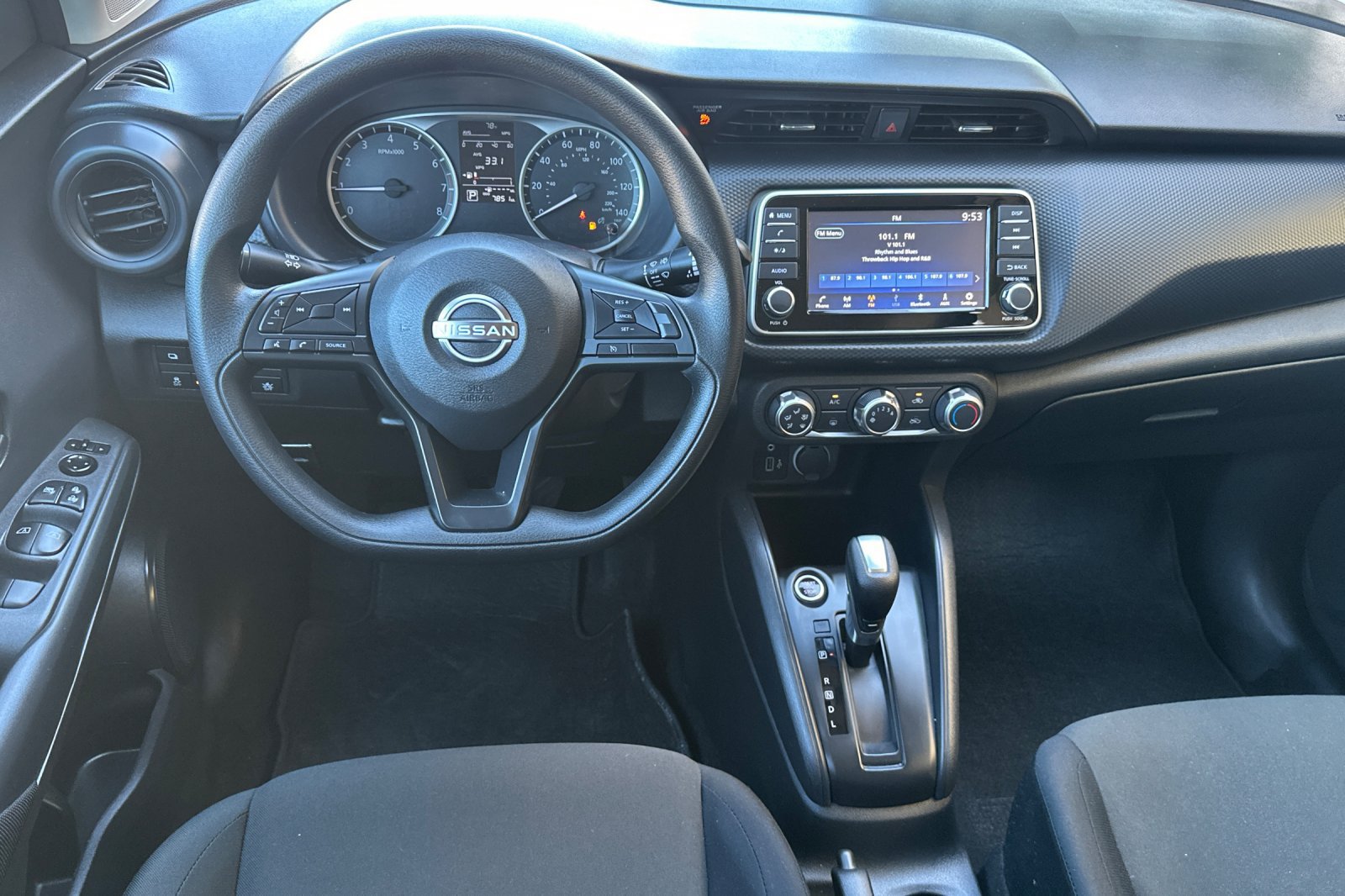 Used 2025 Nissan Kicks Play S FWD image 18