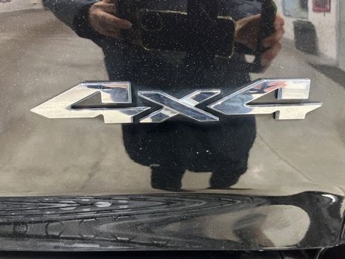 Used 2019 RAM 1500 Laramie image 8