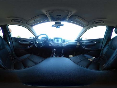 Used 2018 Chevrolet Impala Premier FWD image 15