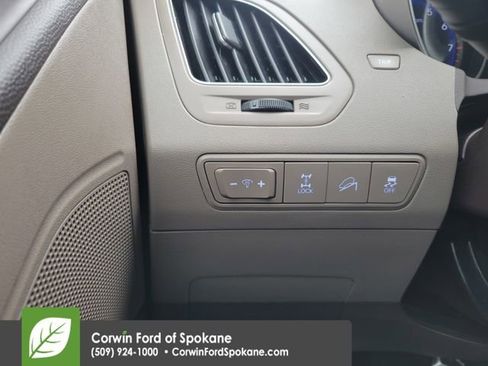 Used 2013 Hyundai Tucson Limited image 21