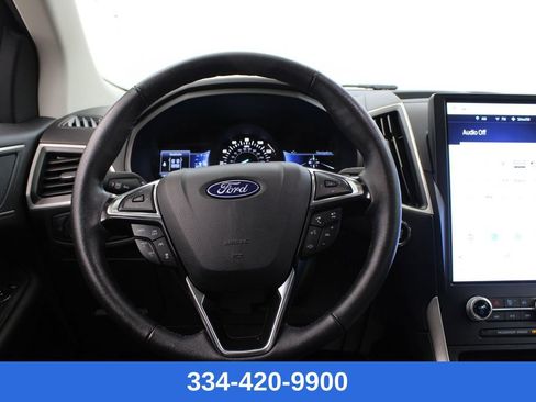 Used 2024 Ford Edge SEL image 23