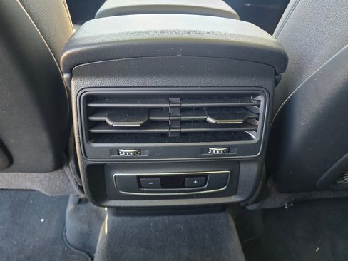 Used 2021 Audi Q7 3.0T Premium Plus image 26