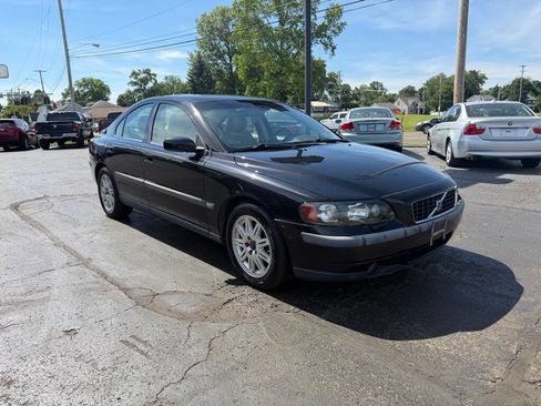 Used 2004 Volvo S60 2.5T FWD image 5