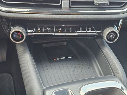 New 2026 Chevrolet Equinox EV RS image 15