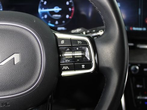 Used 2024 Kia Carnival SX FWD image 28