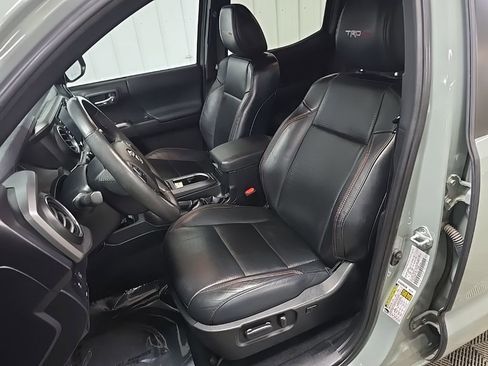 Used 2021 Toyota Tacoma TRD Pro AWD/4WD image 29
