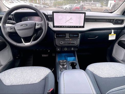 New 2025 Ford Maverick XLT w/ XLT Luxury Package image 5