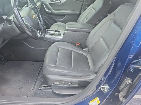 Used 2022 Chevrolet Blazer LT w/ Sound & Technology Package FWD image 8