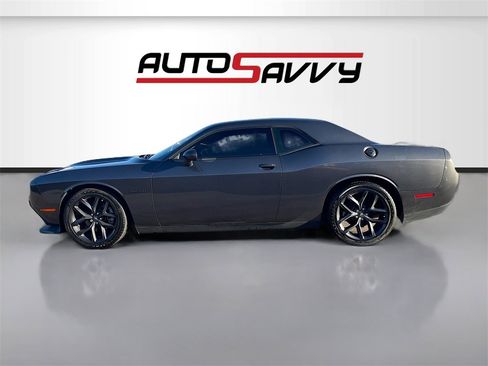 Used 2022 Dodge Challenger R/T w/ Blacktop Package image 4